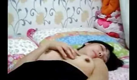 Lou Charmelle geile amateur pornos filmte den Prozess ihres Freundes für ihren Freund