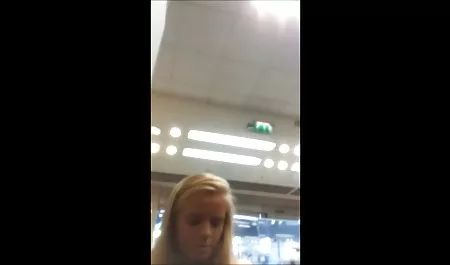 Die kostenlose pornofilme amateure Japanerin stopft sich mit einem Dildo in eine feuchte Muschi