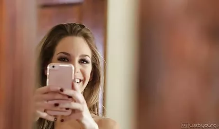 Larkin Love deutsche gratis amateur pornos prahlte mit Auberginenhaar