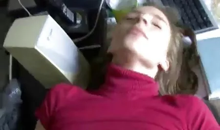 Kurviges freie amateur sexfilme Mädchen liebt Pornos