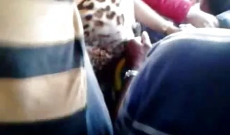 Also muss die echte private pornos Tochter ihrem Mann mit einer Pussy gefallen!