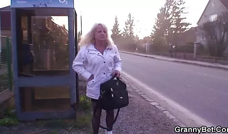 Weiße Kerle haben die Mulatten in kostenlose deutsche amateur pornos alle Ritzen gerissen
