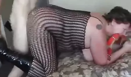 Das vollbusige Model schlief mit einem geile amateur pornos reichen Sponsor