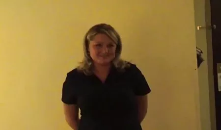 Ölbrüste sexfilme amateure gratis im Bad