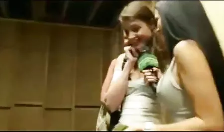 Britische MILF kostenlose amateur pornos freut sich über ihre Finger