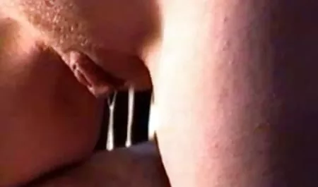 Erika Vuitton befriedigt ihren Chef mit sexfilme von privat einem transparenten Dildo