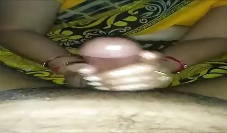 Doppelpenetration für eine junge sexfilme amateure gratis braunhaarige Frau
