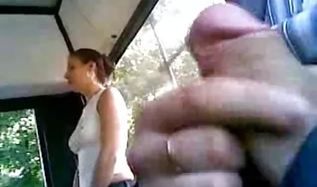 Guy hat Spaß mit der Brünetten Moe Yoshikawa privatpornos kostenlos